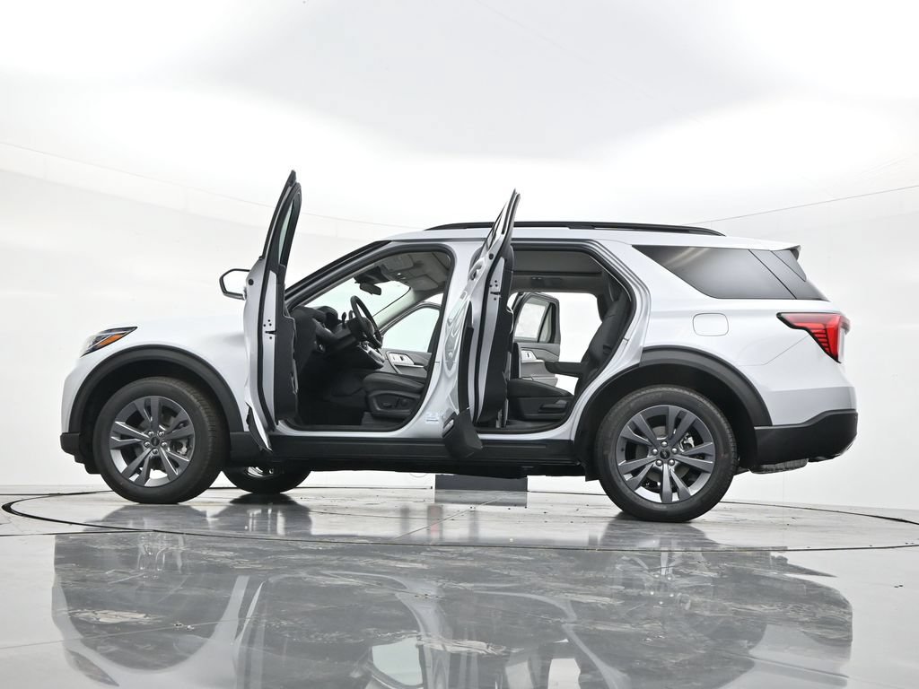 New 2026 Ford Explorer Active w/ Active Comfort Package AWD/4WD image 51