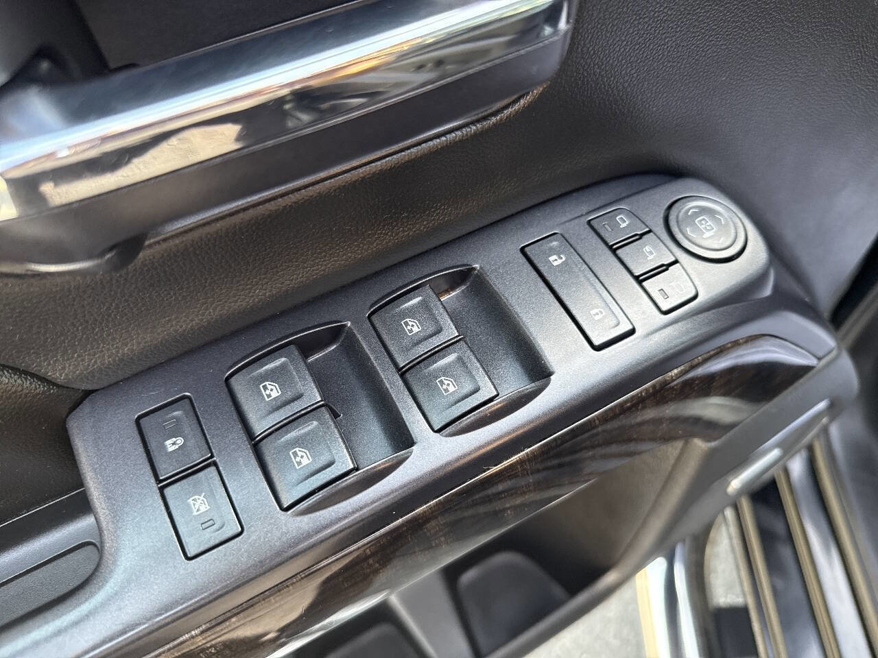 Used 2015 GMC Sierra 3500 Denali image 35