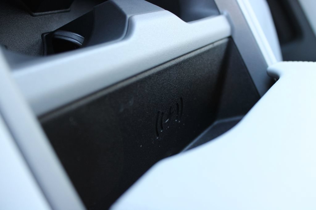 New 2026 Land Rover Defender 130 X AWD/4WD image 15