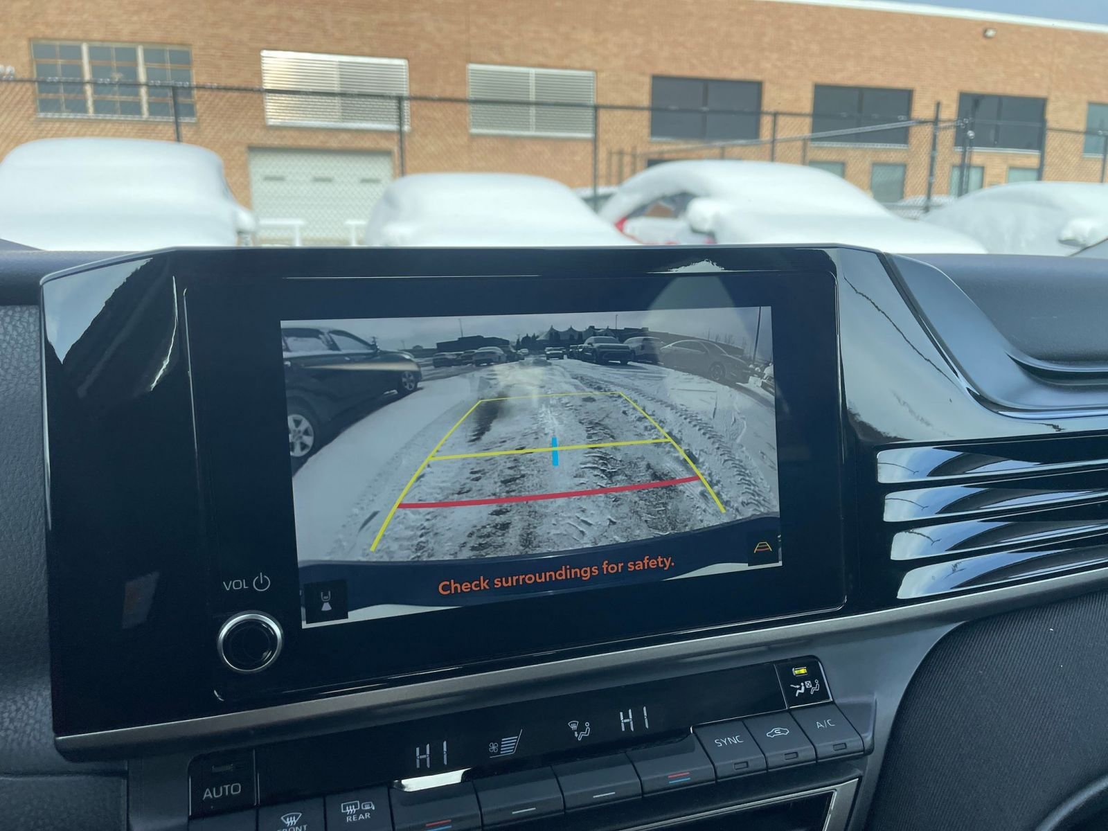 Used 2025 Toyota Camry LE image 17