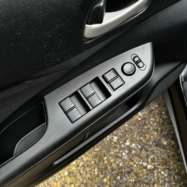 Used 2013 Honda CR-V EX image 11