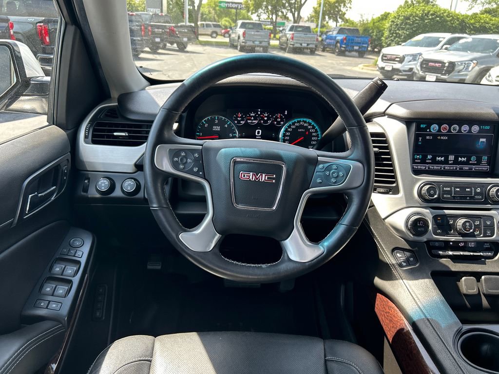 Used 2017 GMC Yukon XL SLT w/ Open Road Package AWD/4WD image 29
