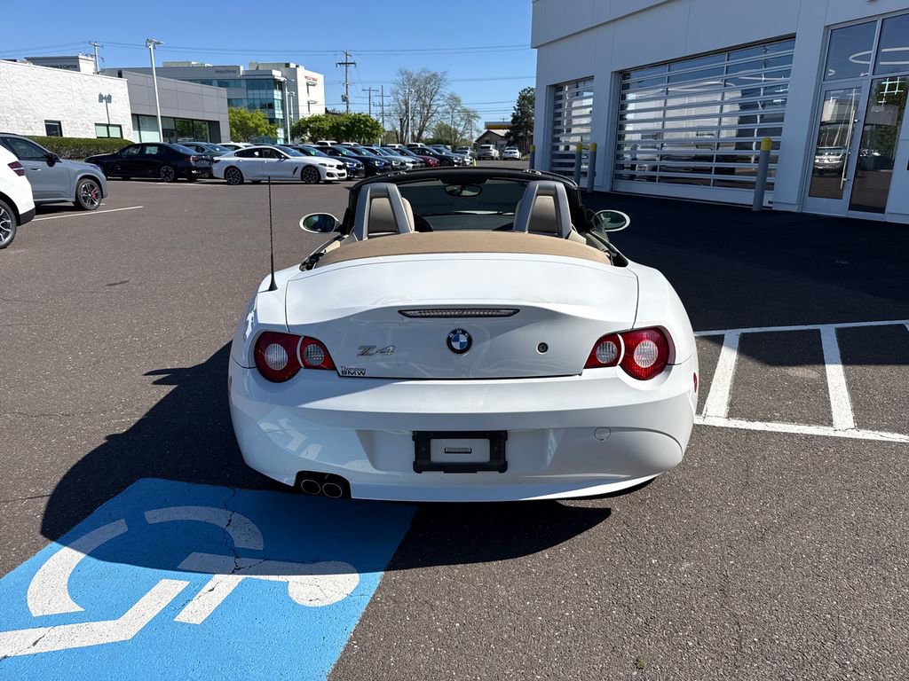 Used 2005 BMW Z4 3.0i image 4