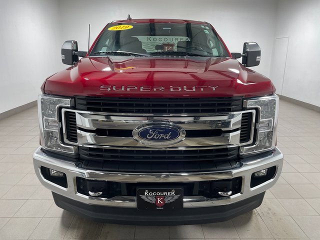 Used 2019 Ford F250 XLT w/ XLT Premium Package image 2