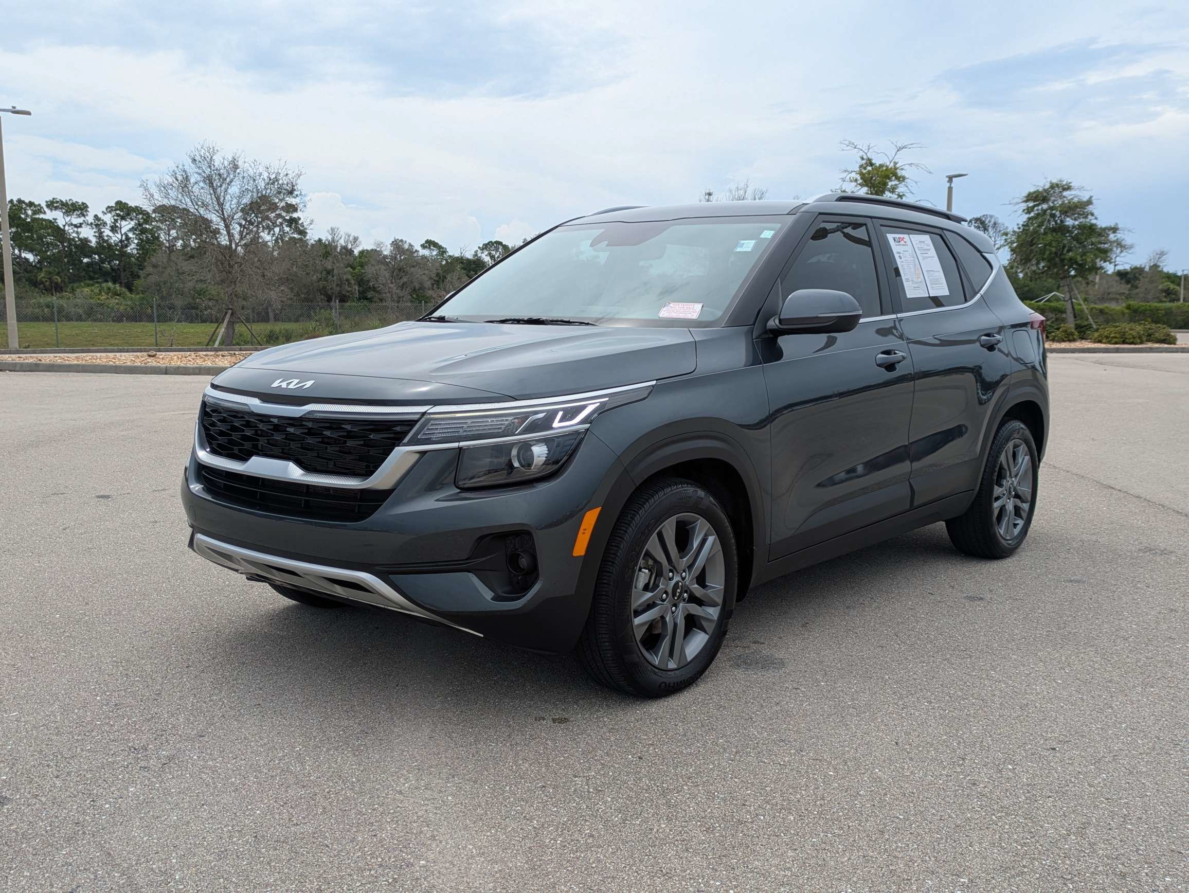 Certified 2023 Kia Seltos S FWD image 9