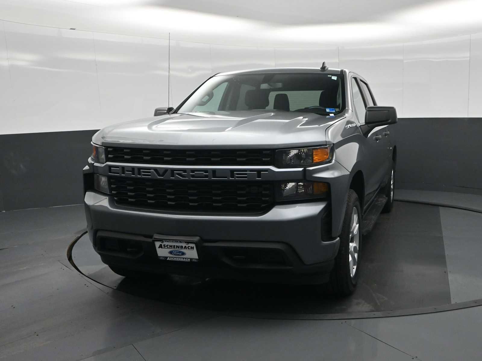 Used 2020 Chevrolet Silverado 1500 Custom w/ Custom Value Package image 5