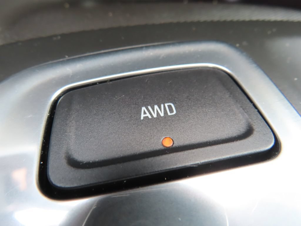 Used 2019 Chevrolet Equinox LT AWD/4WD image 10