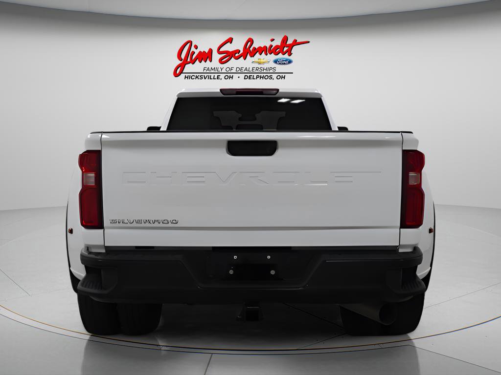 Used 2025 Chevrolet Silverado 3500 W/T AWD/4WD image 5