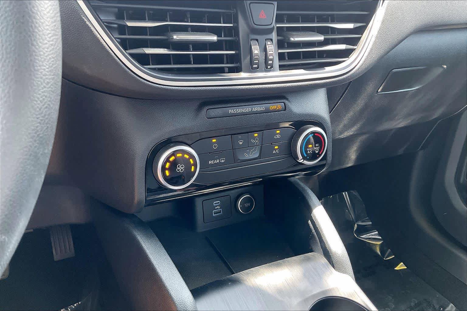 Used 2021 Ford Escape SE FWD image 31
