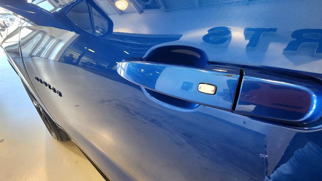 Used 2019 Chevrolet Blazer RS w/ Sun and Wheels Package AWD/4WD image 15