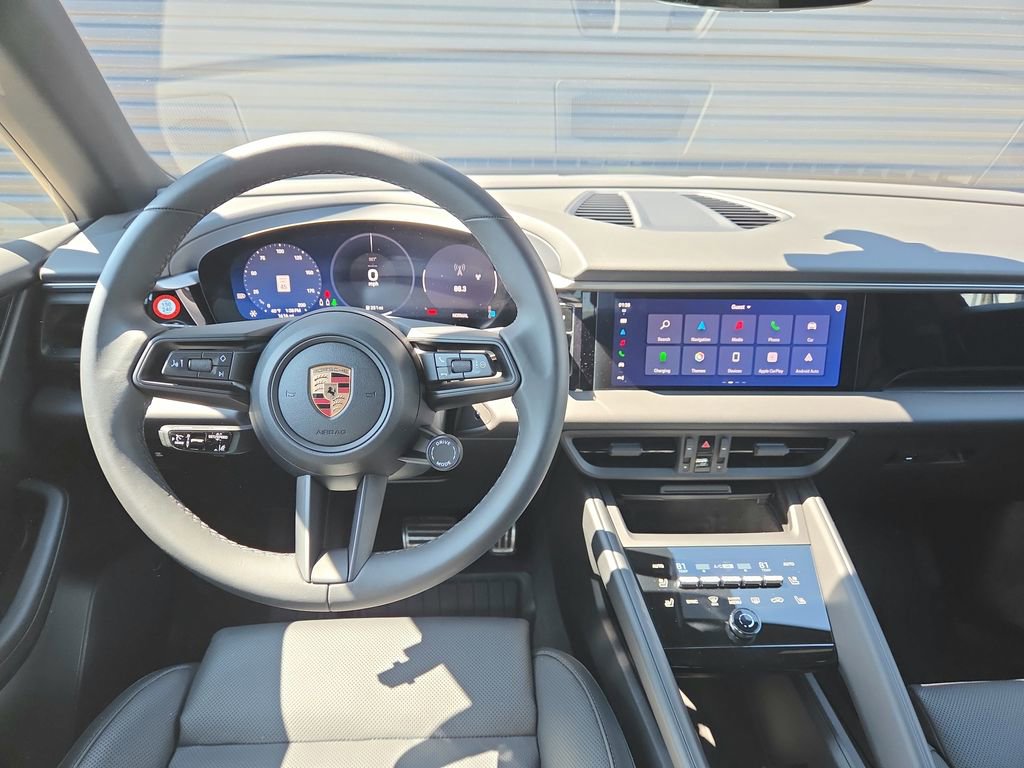 Certified 2025 Porsche Macan 4S Electric image 8