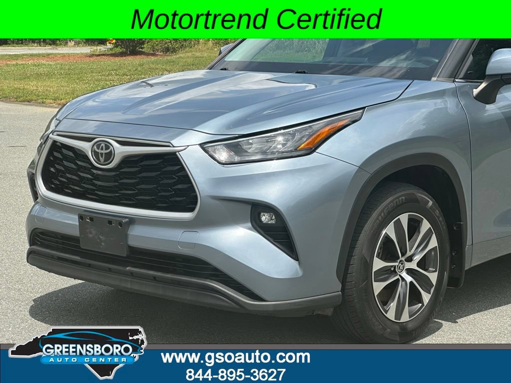Used 2020 Toyota Highlander XLE AWD/4WD image 38