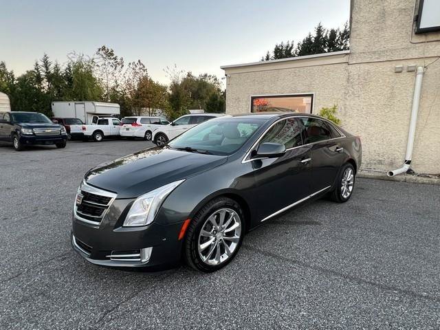 Used 2017 Cadillac XTS Luxury FWD image 3