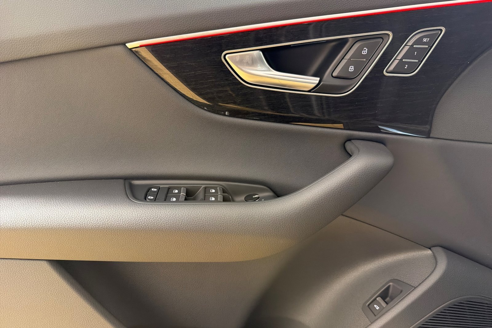 New 2026 Audi Q7 2.0T Premium AWD/4WD image 10