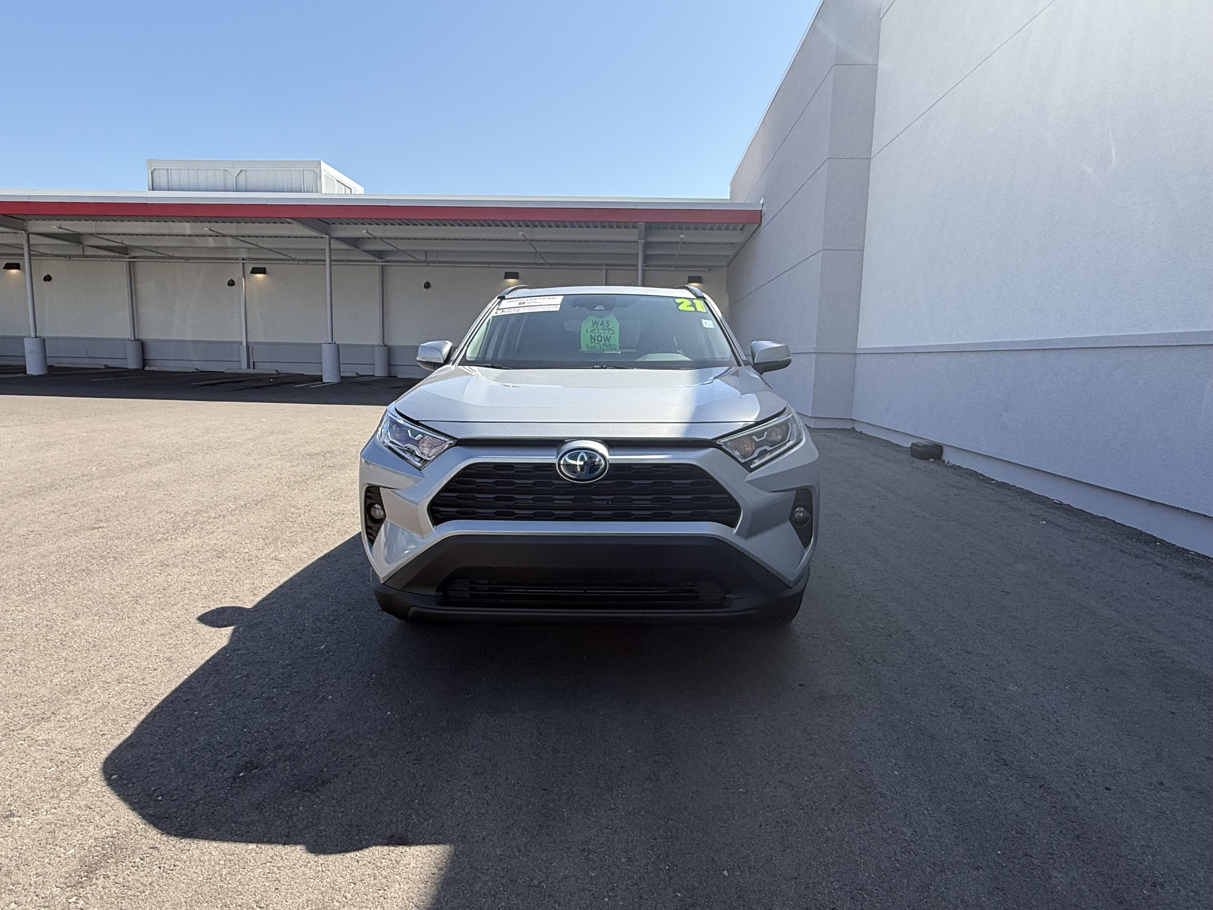Certified 2021 Toyota RAV4 XLE w/ Convenience Package image 14