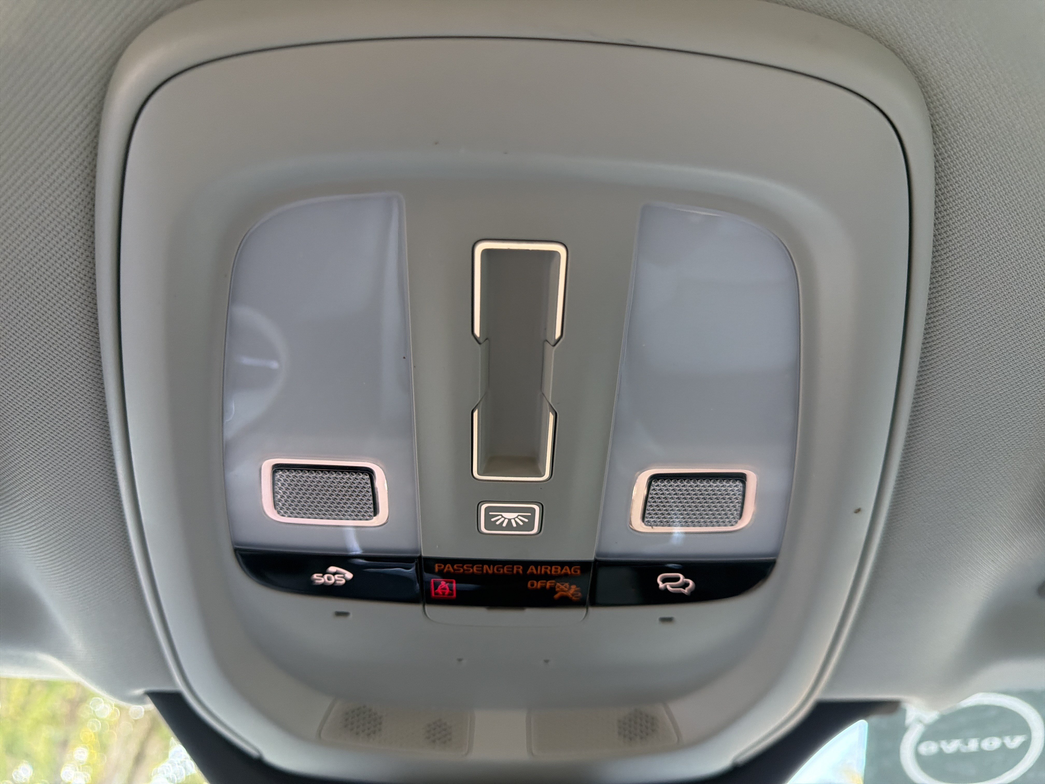 Certified 2025 Volvo XC90 T8 Plus w/ Protection Package Premier AWD/4WD image 29