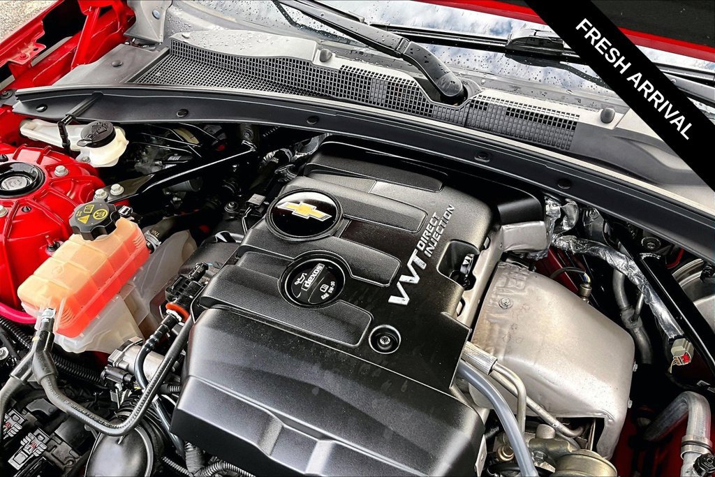 Used 2023 Chevrolet Camaro LT RWD image 28