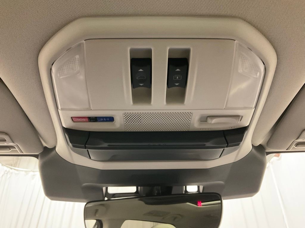 New 2026 Subaru Ascent Limited image 25