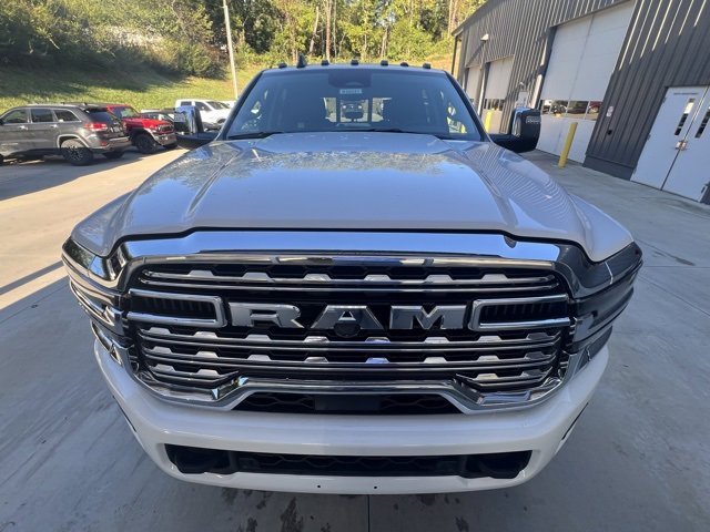 New 2026 RAM 3500 Limited image 9