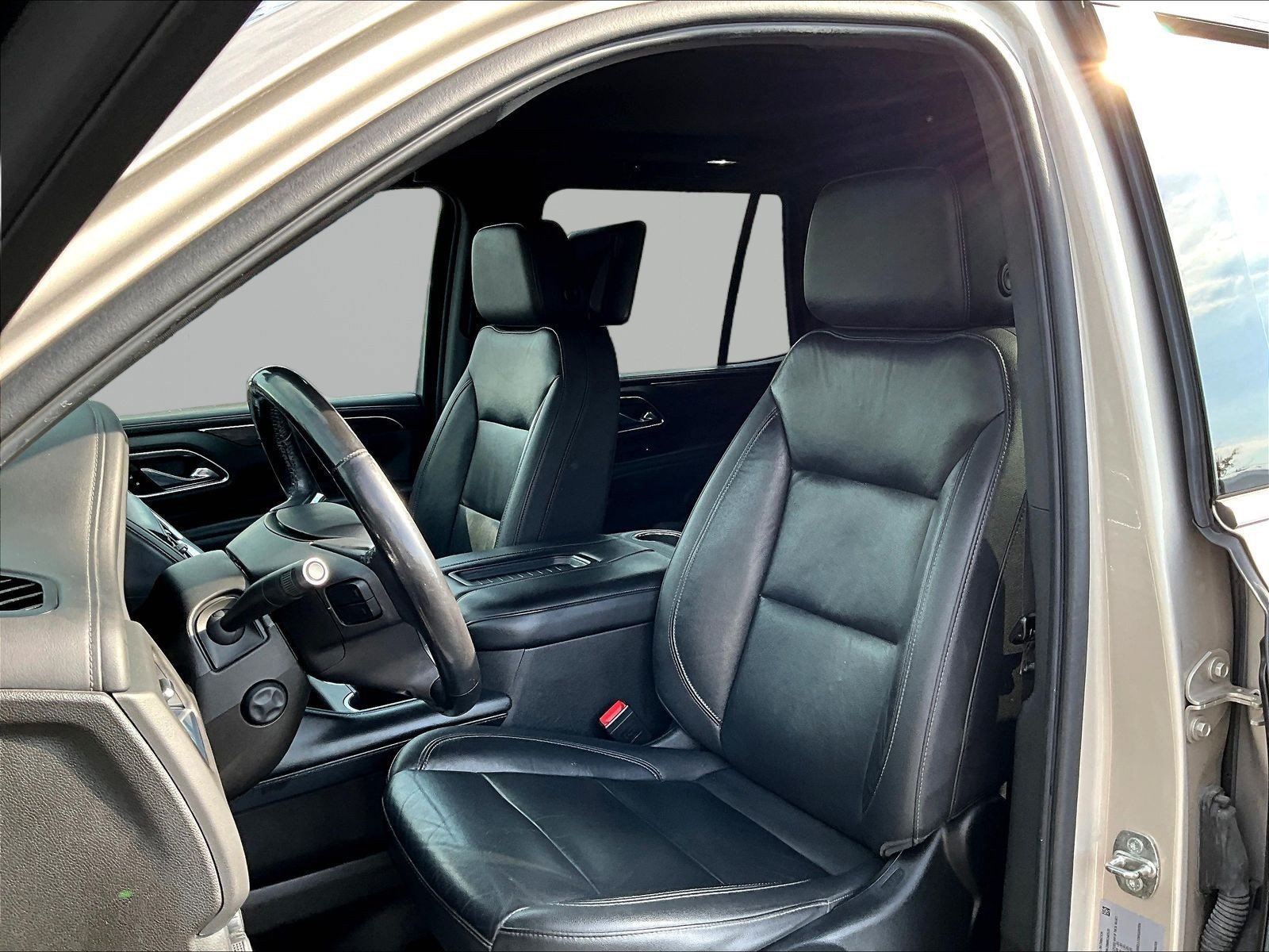 Used 2021 Chevrolet Tahoe LT w/ LT Signature Package AWD/4WD image 20