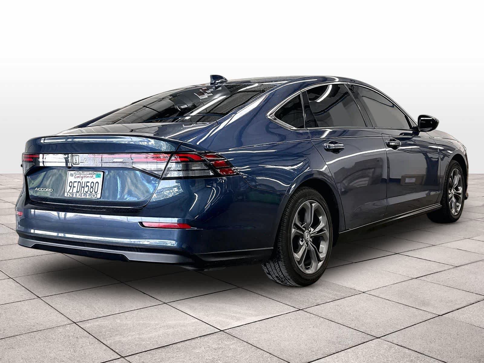 Used 2023 Honda Accord EX image 9