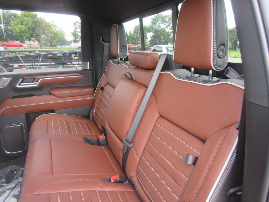 New 2026 GMC Sierra 2500 Denali Ultimate AWD/4WD image 14