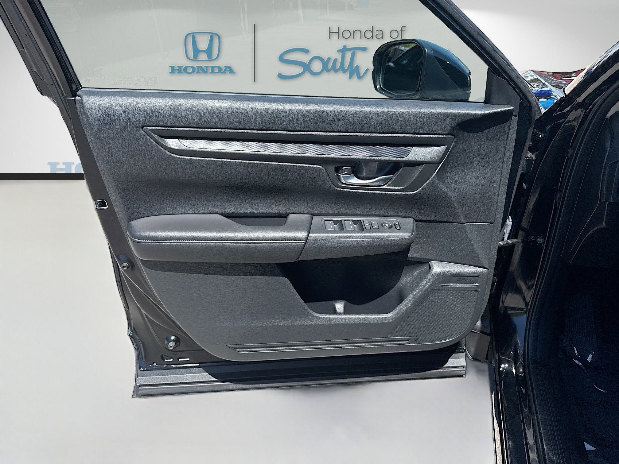 Used 2025 Honda CR-V LX image 19