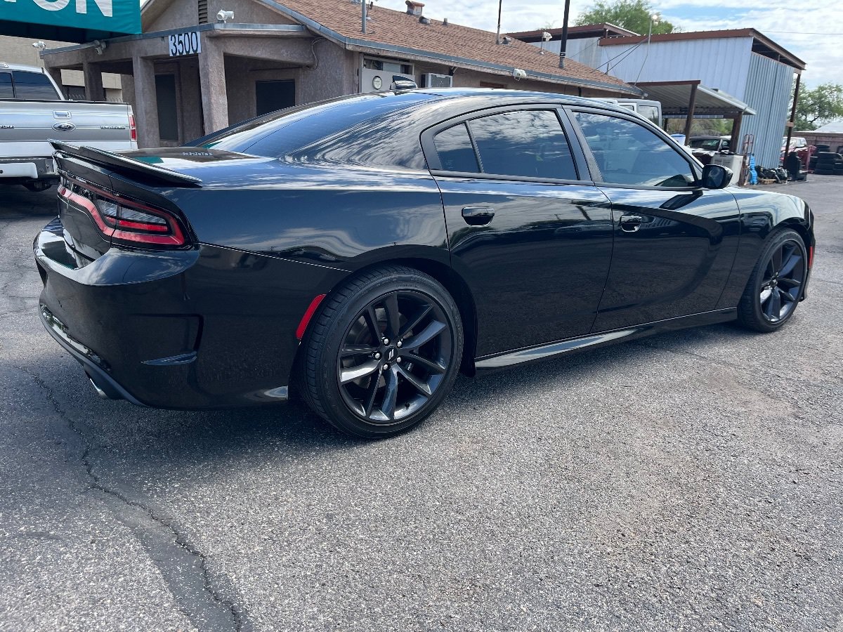 Used 2019 Dodge Charger GT w/ Performance Handling Group RWD image 4