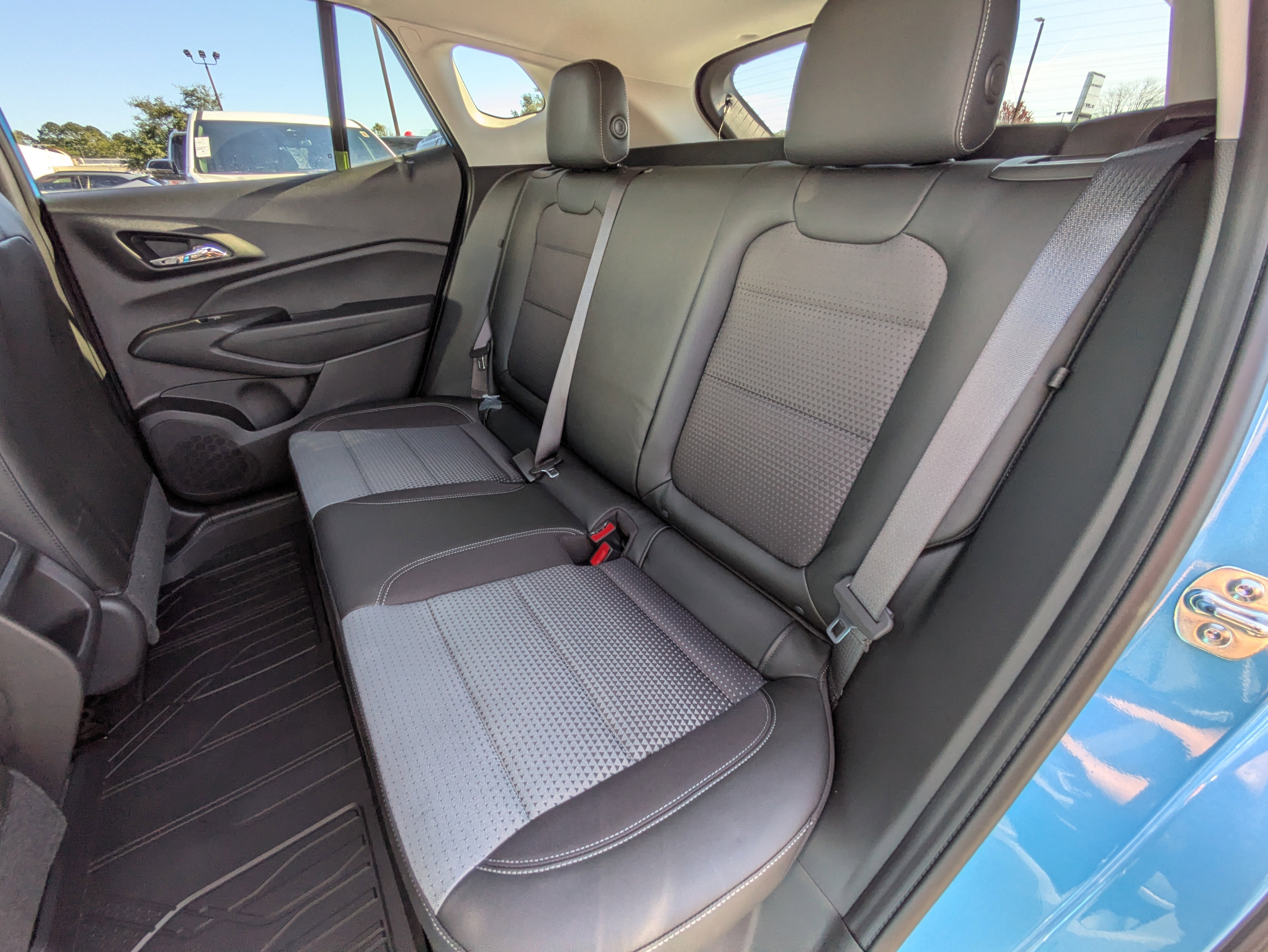 New 2026 Chevrolet Trax LT w/ Driver Confidence Package image 8