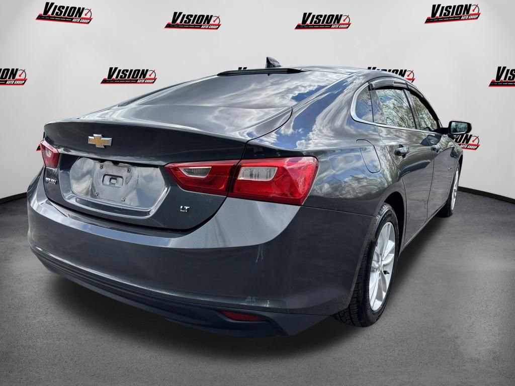 Used 2017 Chevrolet Malibu LT FWD image 5