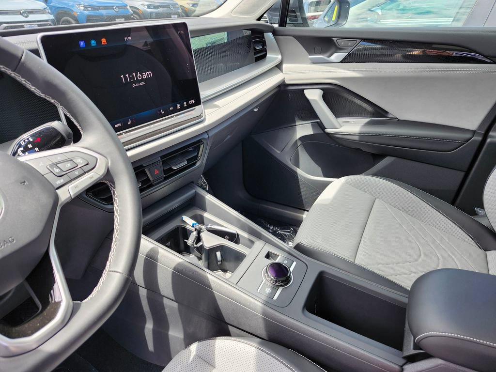 New 2026 Volkswagen Tiguan SE AWD/4WD image 9