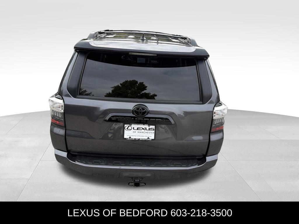 Used 2020 Toyota 4Runner Venture w/ Moonroof Package AWD/4WD image 5