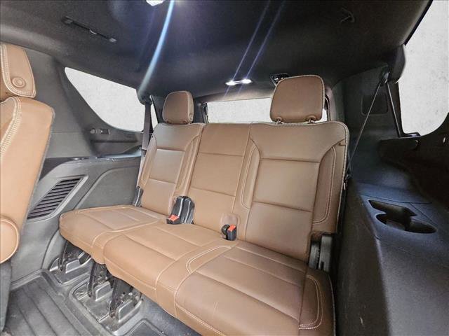 Used 2022 Chevrolet Tahoe High Country AWD/4WD image 17