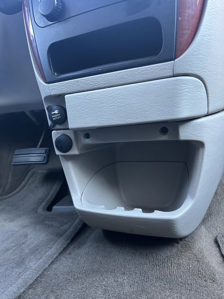 Used 2005 Chrysler Town & Country LX w/ Popular Equipment Group I image 13