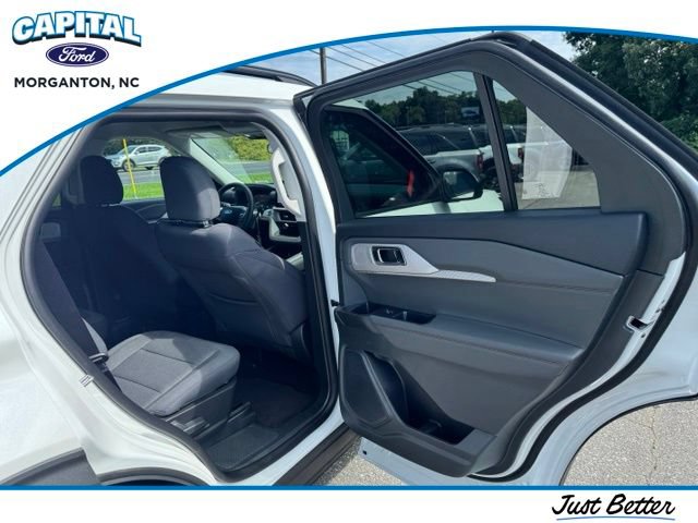 New 2026 Ford Explorer Active RWD image 15