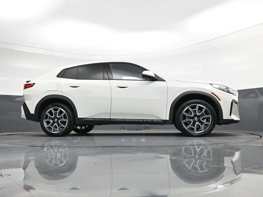 Used 2025 BMW X2 xDrive28i image 28