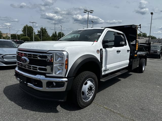 New 2026 Ford F550 4x4 Crew Cab image 9