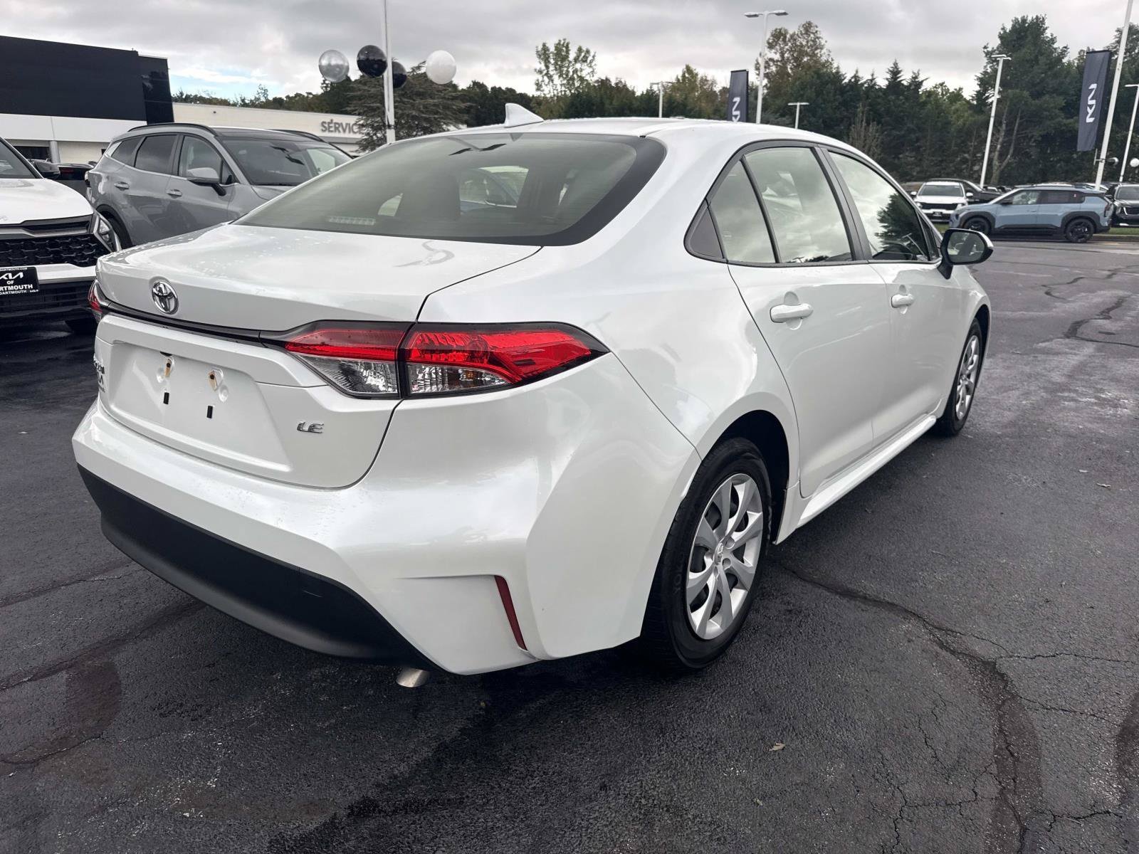 Used 2024 Toyota Corolla LE FWD image 7