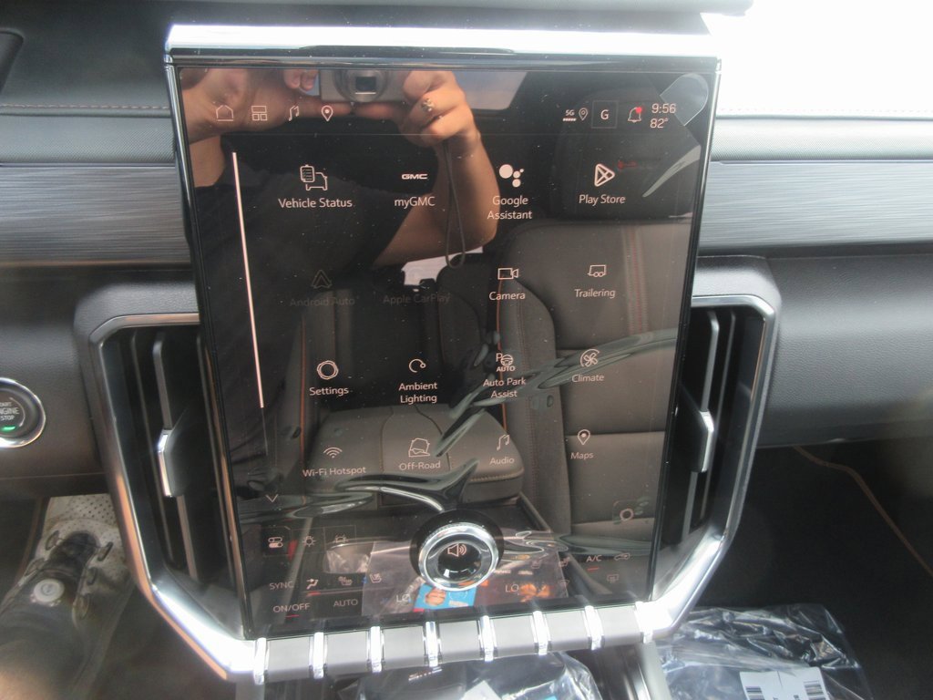 New 2026 GMC Acadia AT4 w/ Super Cruise Package image 19