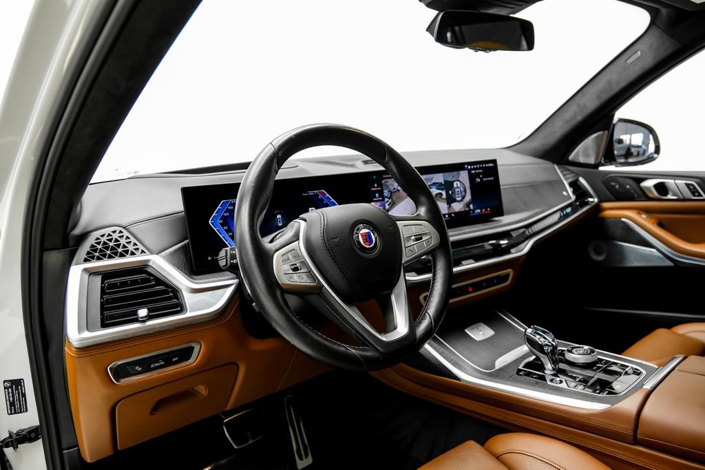 Used 2025 BMW ALPINA XB7 AWD/4WD image 5