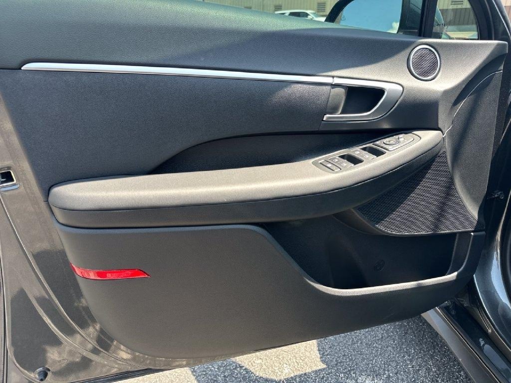 New 2026 Hyundai Sonata SE FWD image 17
