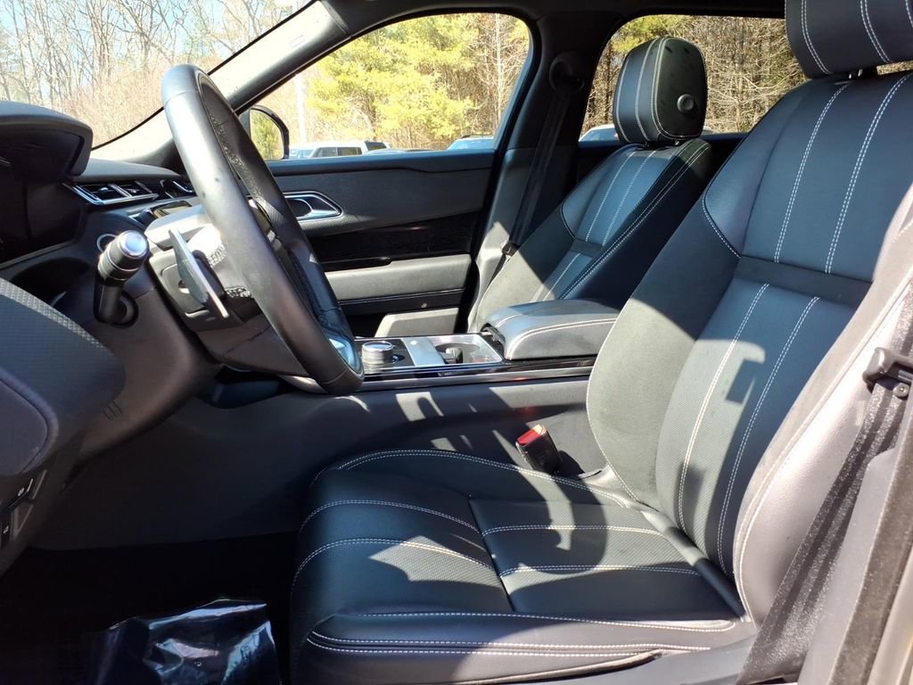 Used 2020 Land Rover Range Rover Velar R-Dynamic S image 16