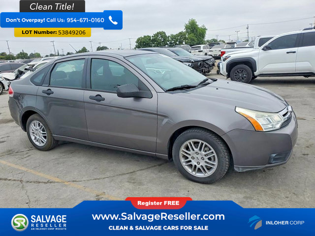 Used 2010 Ford Focus SE FWD image 5