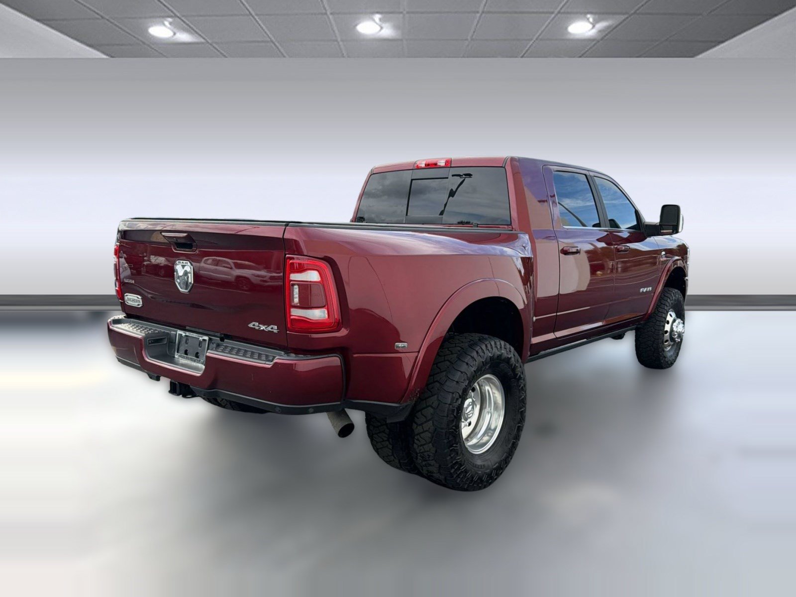 Used 2023 RAM 3500 Limited AWD/4WD image 9