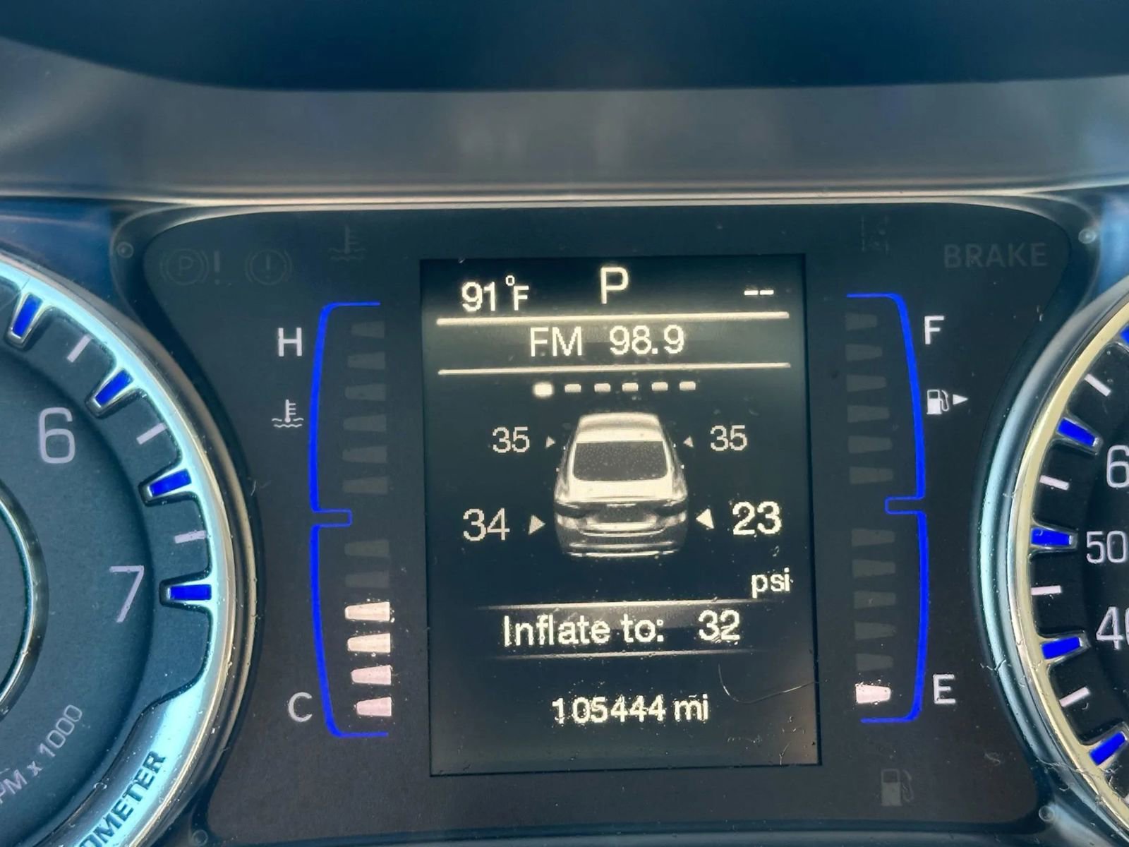 Used 2015 Chrysler 200 LX image 14