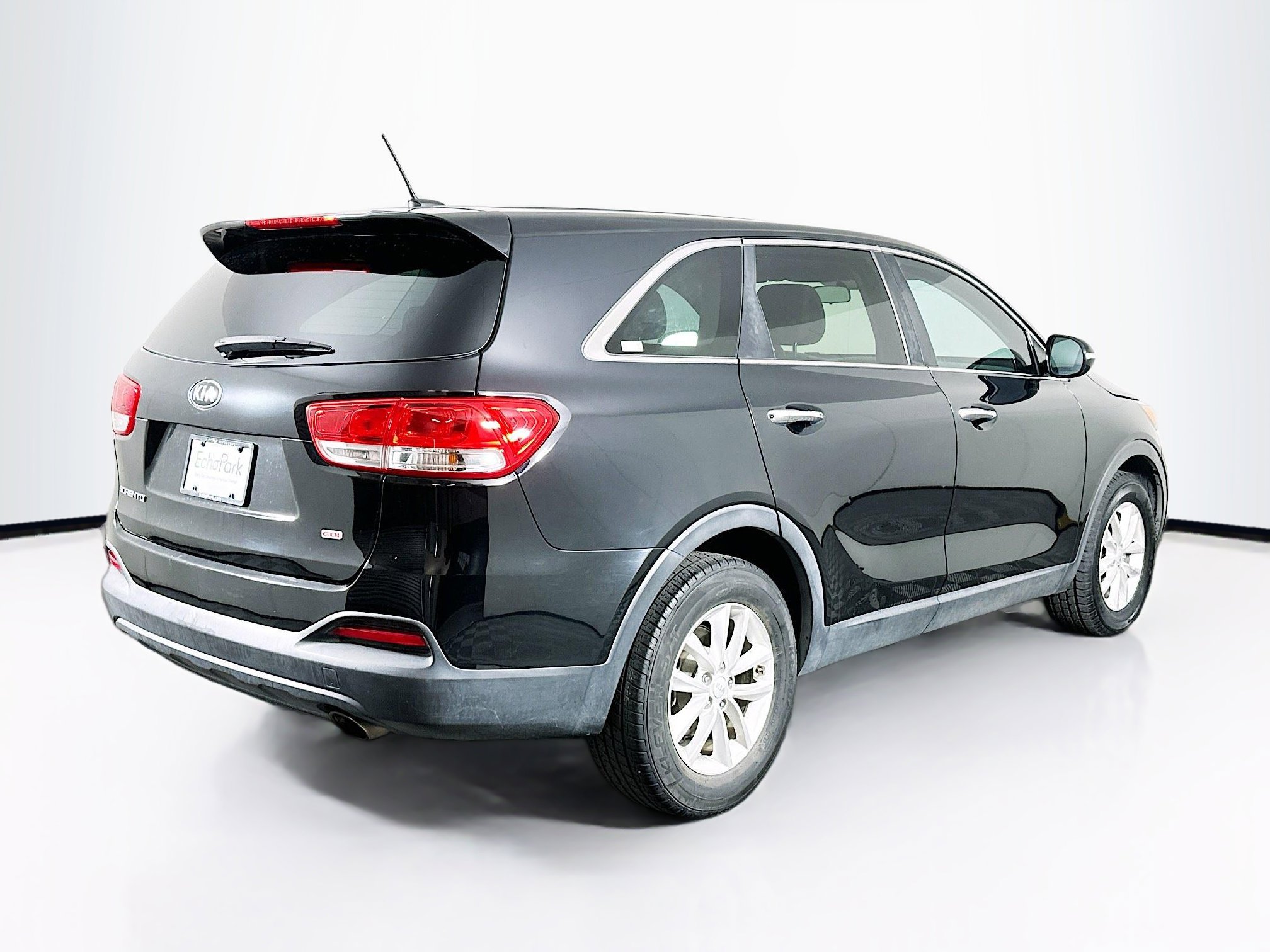 Used 2016 Kia Sorento L FWD image 9