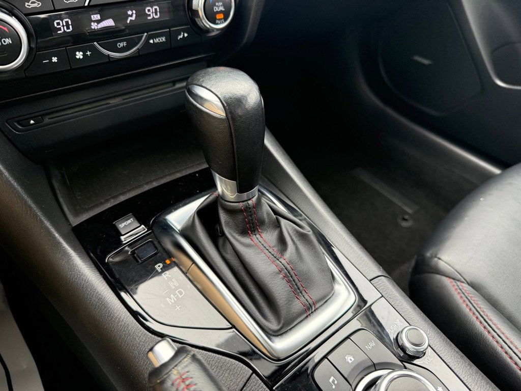 Used 2014 MAZDA MAZDA3 s Touring image 25