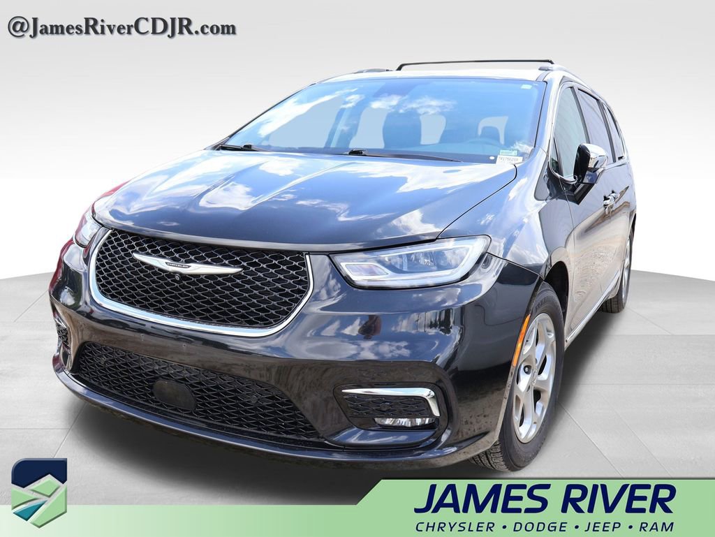 Used 2022 Chrysler Pacifica Limited FWD image 2