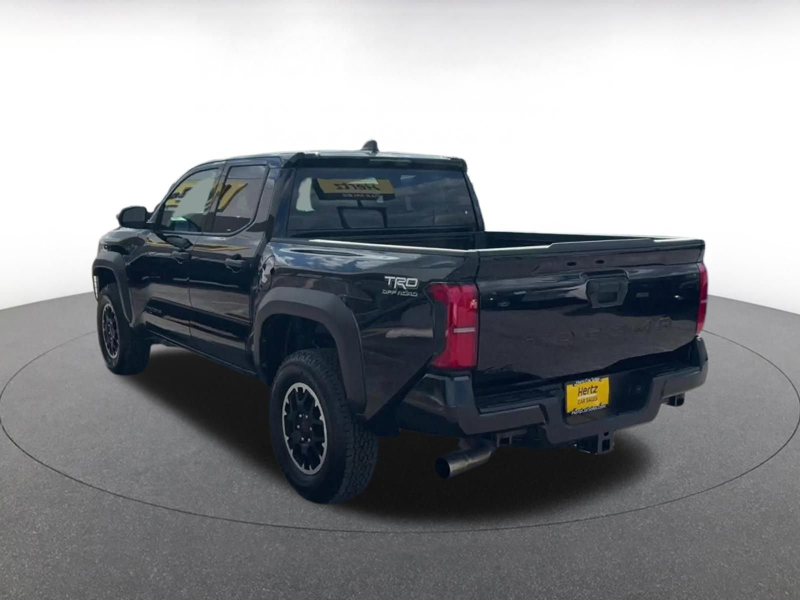 Used 2025 Toyota Tacoma TRD Off-Road AWD/4WD image 11