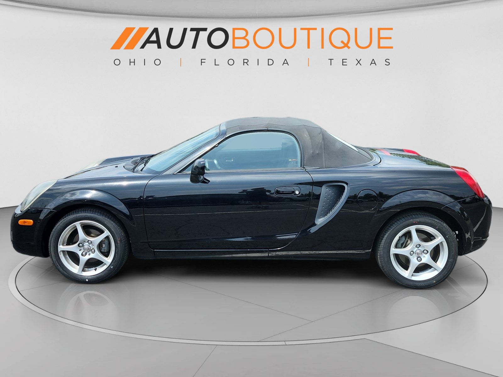 Used 2001 Toyota MR2 RWD image 2